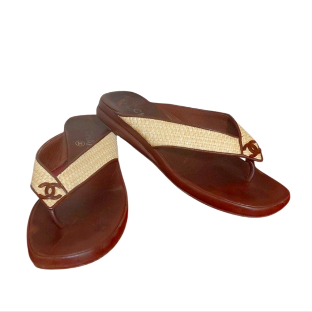 CHANEL Woven Straw And Brown Leather Thong Sandals Women's Size 6 - Picture 11 of 11